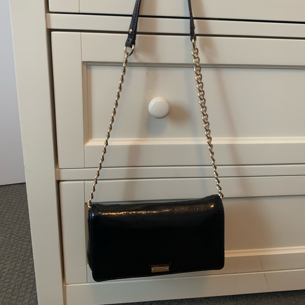 Black Kate Spade Crossbody Bag with Gold Chain